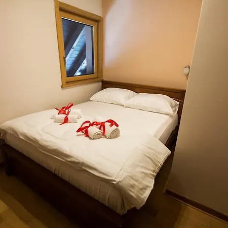 Apartments Djurkovac Alibi Apartment