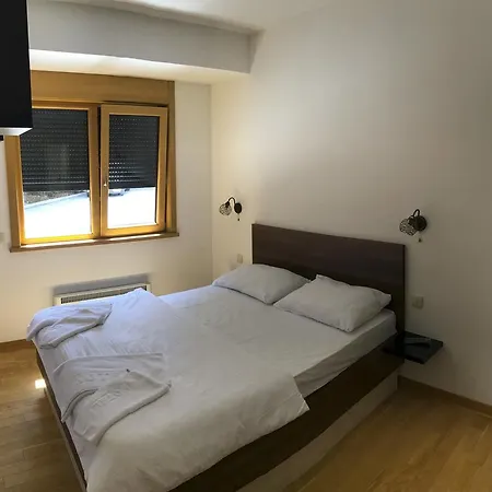 Apartment Apartments Djurkovac Alibi *